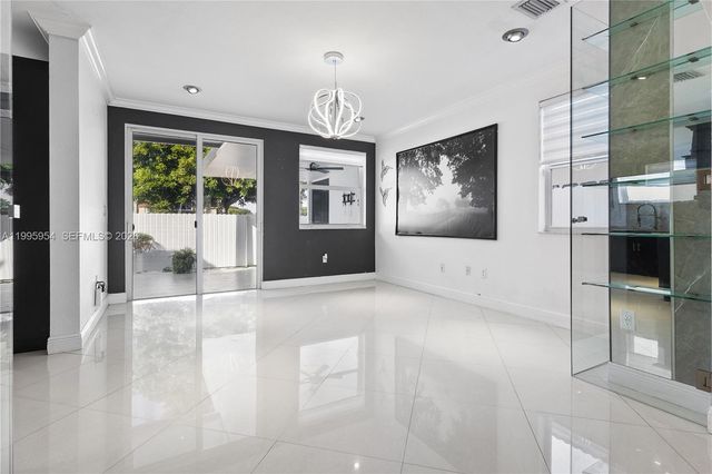 2424 SW 152nd Path, Miami, FL 33185