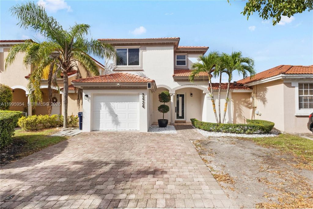 2424 SW 152nd Path, Miami, FL 33185