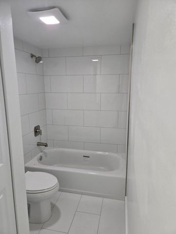 2802 SW 12th Street, Deerfield Beach, FL 33442
