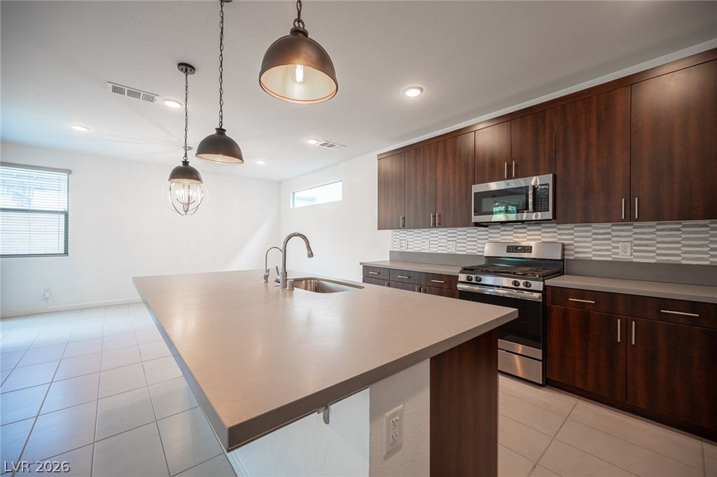 524 Grand Cascade Place, North Las Vegas, NV 89084 — photo 5