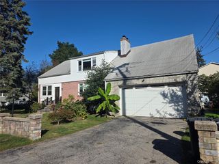 811 Lester Avenue, Mamaroneck, NY 10543