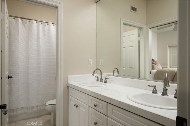 24 Scarlet Maple, Ladera Ranch, CA 92694