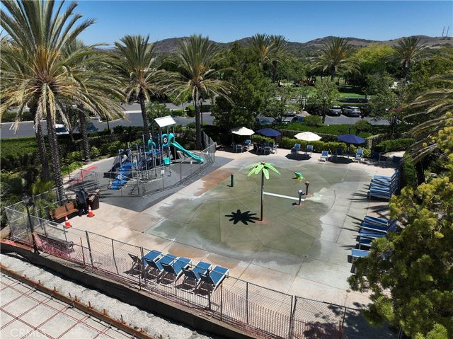 24 Scarlet Maple, Ladera Ranch, CA 92694