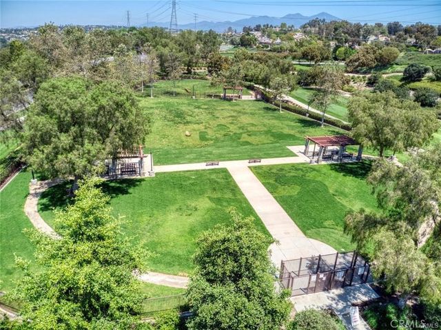 24 Scarlet Maple, Ladera Ranch, CA 92694