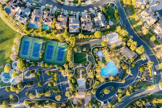 24 Scarlet Maple, Ladera Ranch, CA 92694
