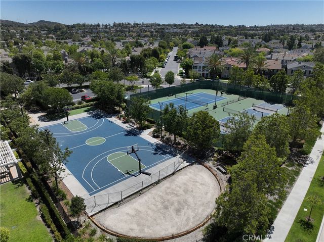 24 Scarlet Maple, Ladera Ranch, CA 92694