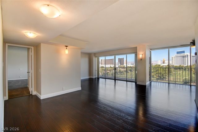 3111 Bel Air Drive 8E, Las Vegas, NV 89109