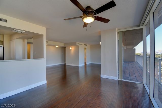 3111 Bel Air Drive 8E, Las Vegas, NV 89109