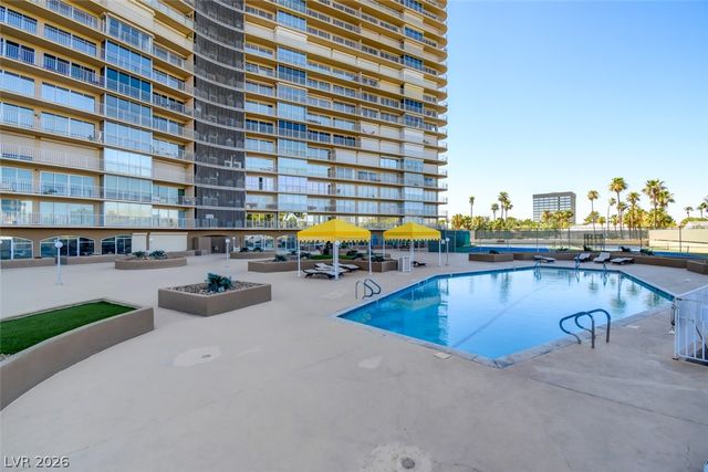 3111 Bel Air Drive 8E, Las Vegas, NV 89109
