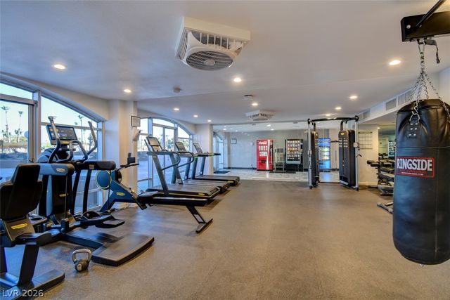 3111 Bel Air Drive 8E, Las Vegas, NV 89109