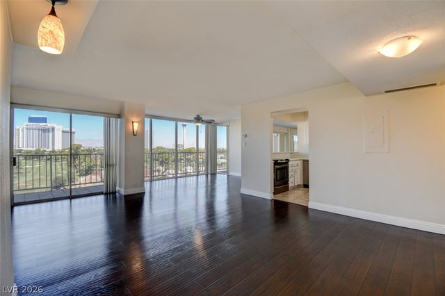 3111 Bel Air Drive 8E, Las Vegas, NV 89109