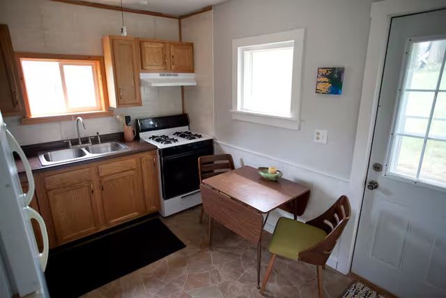 707 Monroe Street, Oregon, IL 61061