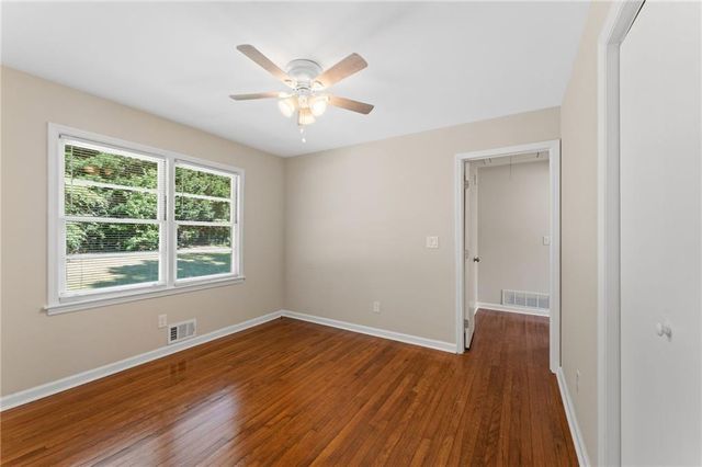951 Cherokee Trail SE, Smyrna, GA 30080