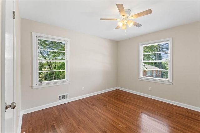 951 Cherokee Trail SE, Smyrna, GA 30080