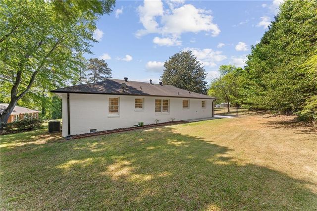 951 Cherokee Trail SE, Smyrna, GA 30080