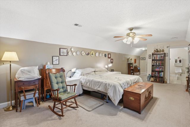 116 Sparrow Street, Bonneau, SC 29431