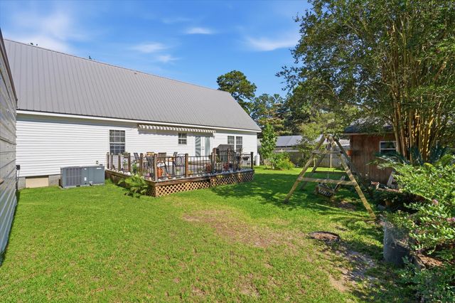 116 Sparrow Street, Bonneau, SC 29431