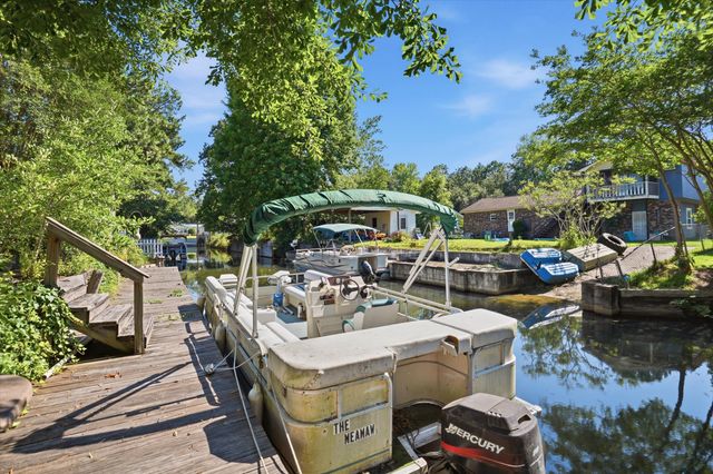 116 Sparrow Street, Bonneau, SC 29431