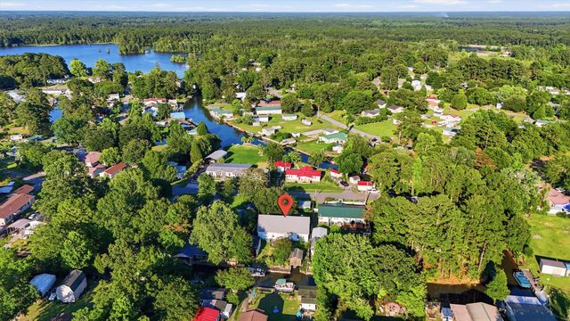 116 Sparrow Street, Bonneau, SC 29431
