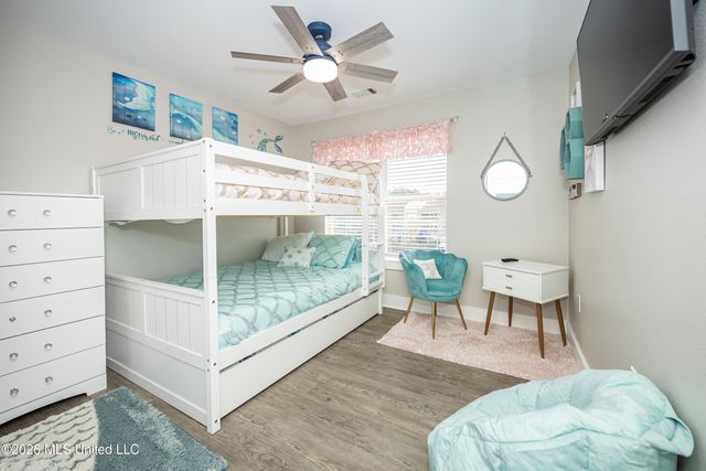 2421 Beachview Drive, H08, Ocean Springs, MS 39564