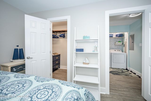 2421 Beachview Drive, H08, Ocean Springs, MS 39564