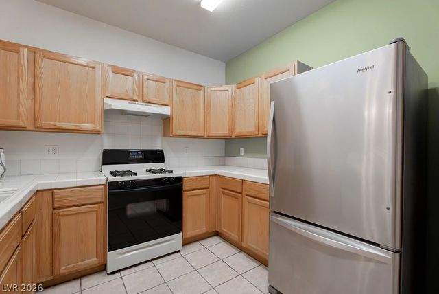 2153 Jasper Bluff Street 103, Las Vegas, NV 89117