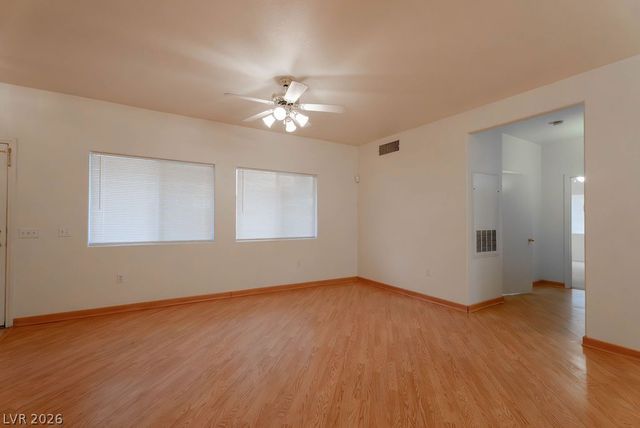 2153 Jasper Bluff Street 103, Las Vegas, NV 89117