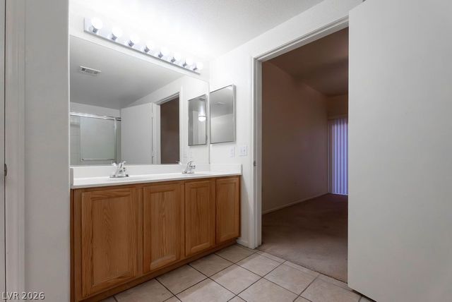 2153 Jasper Bluff Street 103, Las Vegas, NV 89117
