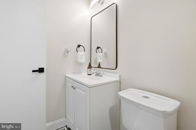 814 SEAL HARBOUR, Pasadena, MD 21122