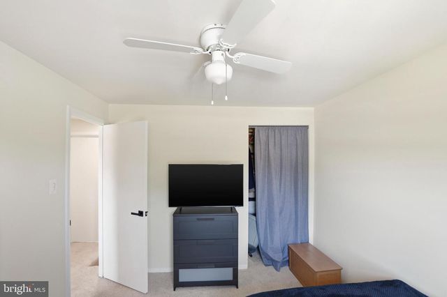 814 SEAL HARBOUR, Pasadena, MD 21122