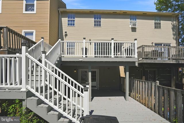 814 SEAL HARBOUR, Pasadena, MD 21122