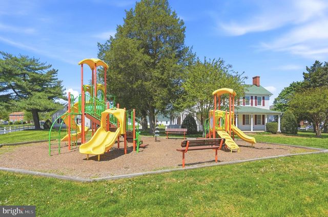814 SEAL HARBOUR, Pasadena, MD 21122