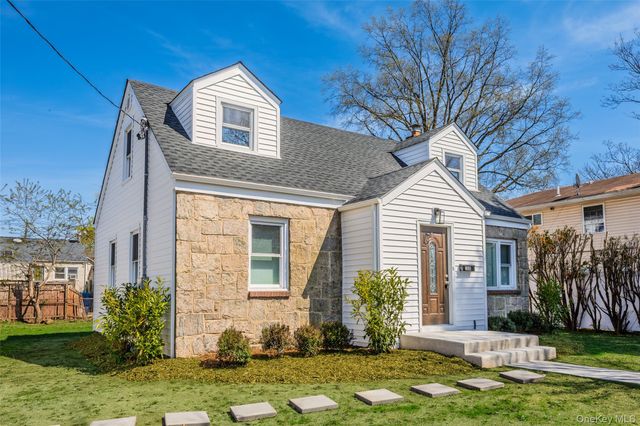 266 Covert Street, Westbury, NY 11590