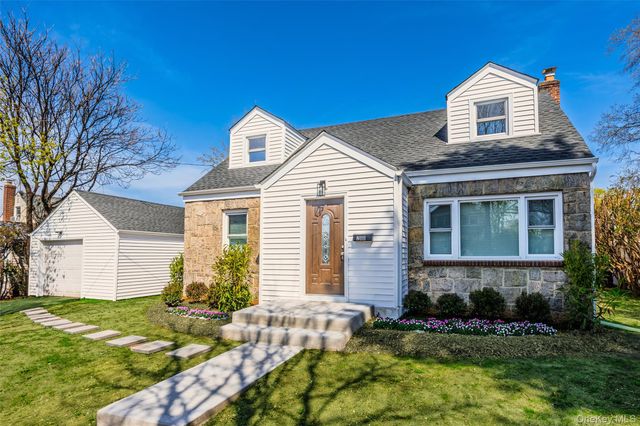 266 Covert Street, Westbury, NY 11590
