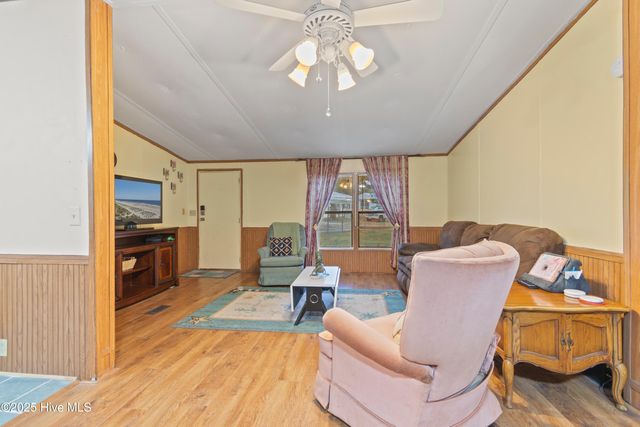 2773 Pirate Lane SW, Supply, NC 28462