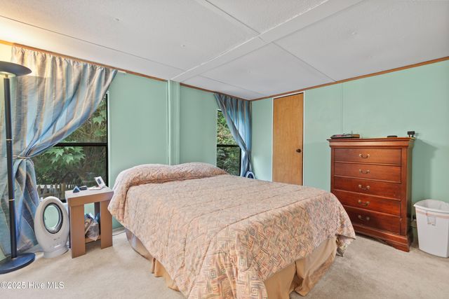 2773 Pirate Lane SW, Supply, NC 28462