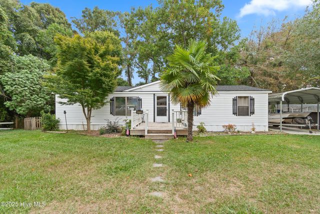 2773 Pirate Lane SW, Supply, NC 28462