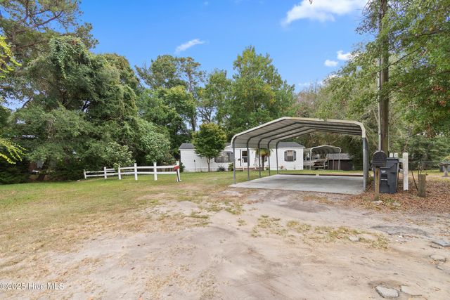 2773 Pirate Lane SW, Supply, NC 28462