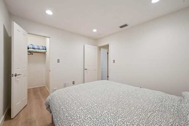 5613 Lomita Verde CIR, Austin, TX 78749