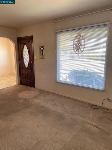 725 Boyd Ave, Richmond, CA 94805