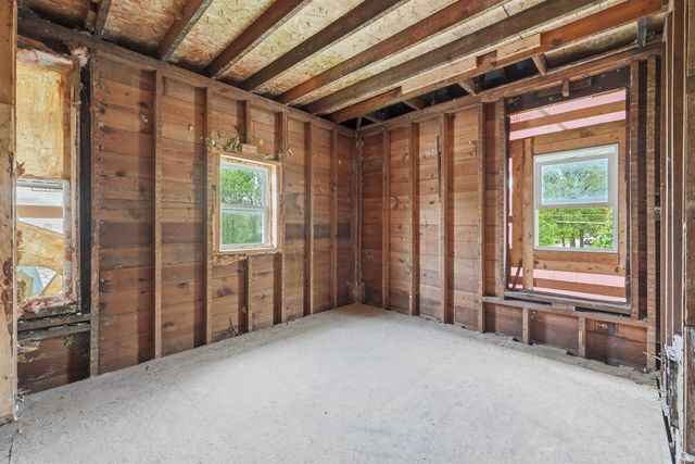 462 E Suttenfield Street, Fort Wayne, IN 46803