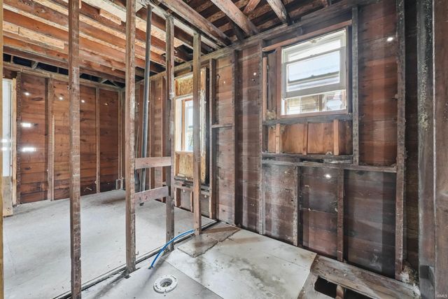 462 E Suttenfield Street, Fort Wayne, IN 46803