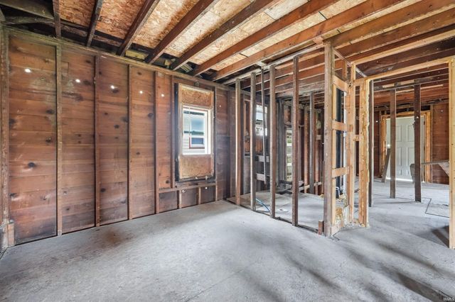 462 E Suttenfield Street, Fort Wayne, IN 46803