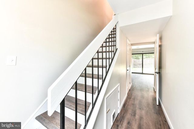 1179 DUBLIN PL, Herndon, VA 20170