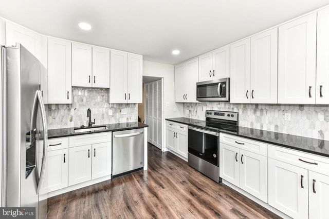 1179 DUBLIN PL, Herndon, VA 20170