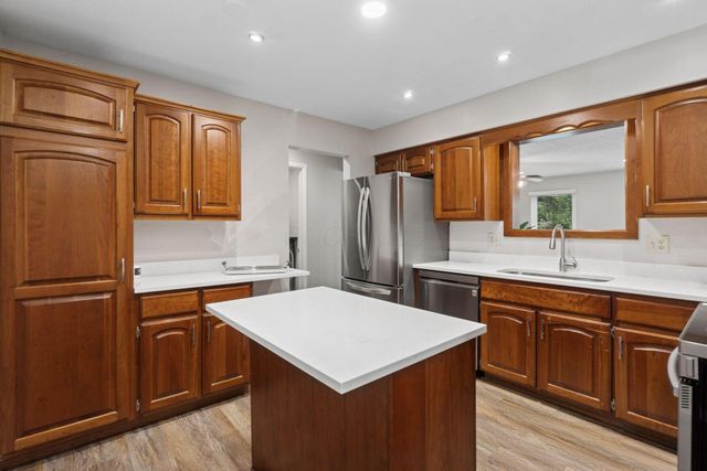 654 Jonsol Court, Columbus, OH 43230