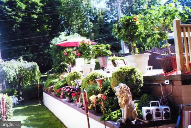 293 FRIENDSHIP RD, Drexel Hill, PA 19026