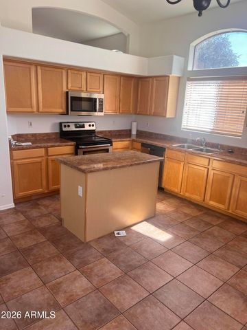 3580 W CHAMA Road, Glendale, AZ 85310