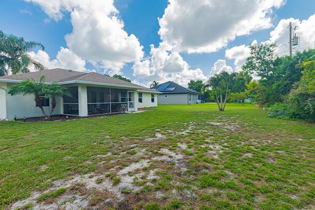 1392 SW Tadlock Avenue, Port St. Lucie, FL 34953