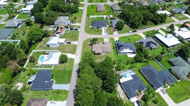 1392 SW Tadlock Avenue, Port St. Lucie, FL 34953